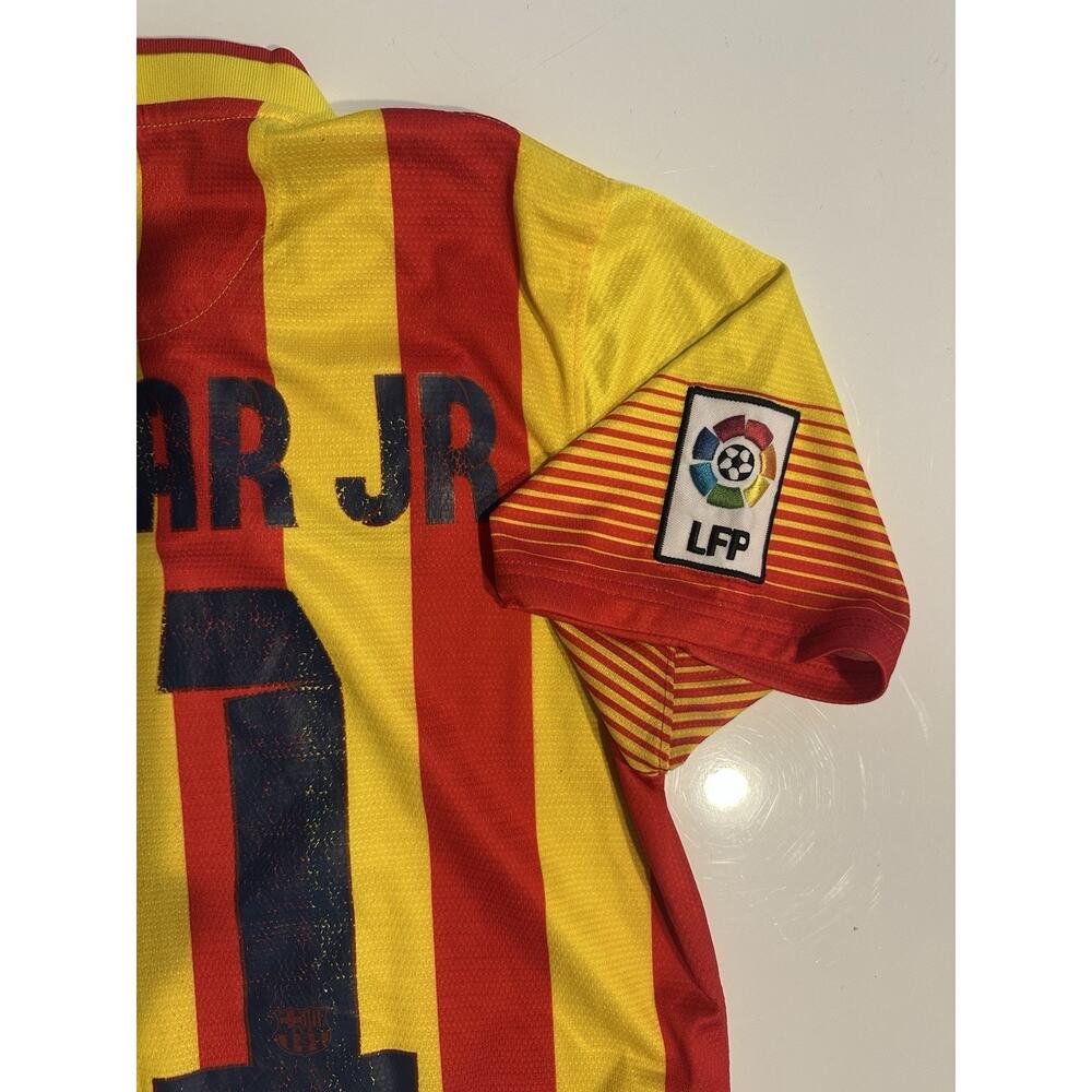 FC Barcelona Neymar Jr #11 Soccer Jersey Size Men’s Sz Large #3 On Sleeve 2013 - Picture 7 of 12